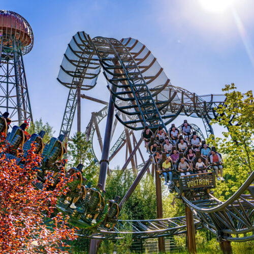 Montagnes russes Voltron Nevera dans le quartier croate d’Europa‑Park – sensations fortes pour groupes