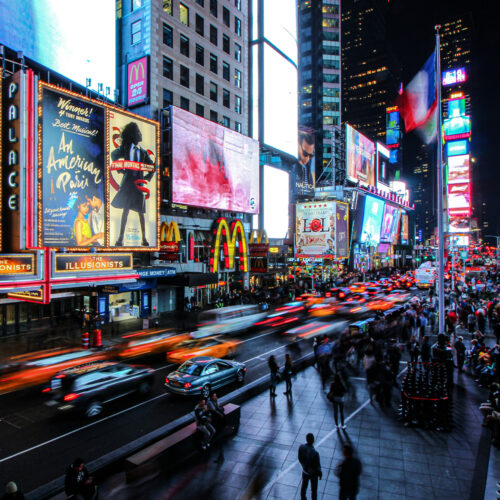 Times Square illuminé – séjour en groupe à New York